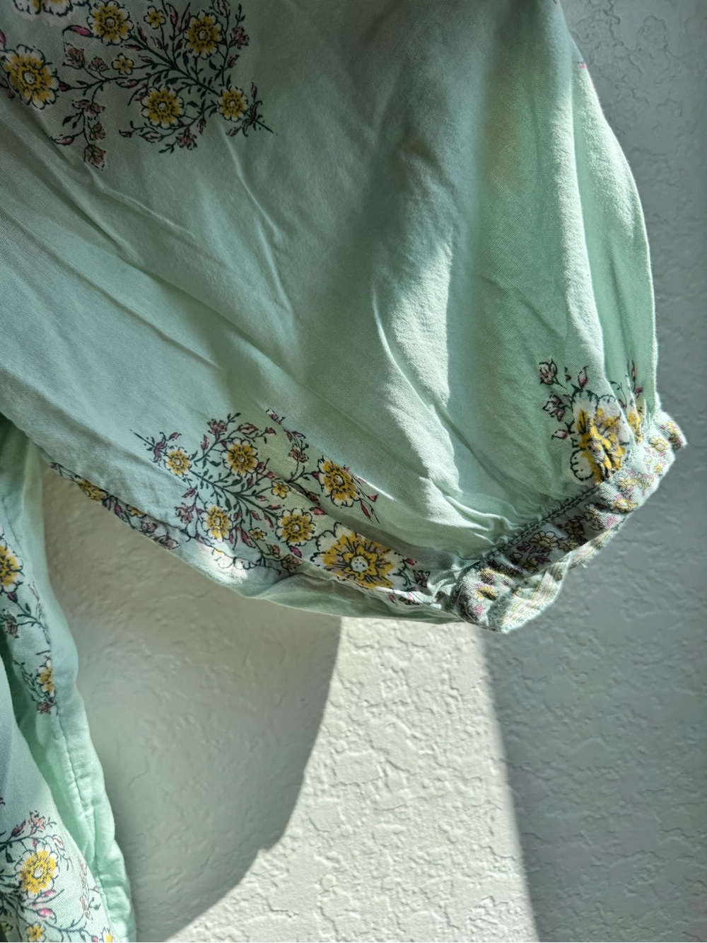 LC Lauren Conrad Mint Green Blouse with Yellow Floral Trim - Picture 4 of 6
